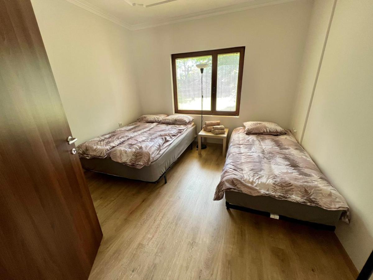 Home Base Apartments Skopje Ngoại thất bức ảnh