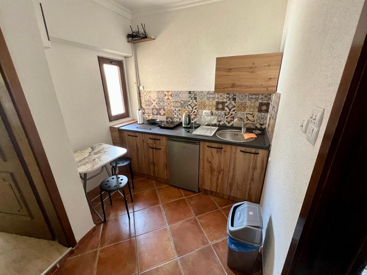 Home Base Apartments Skopje Ngoại thất bức ảnh