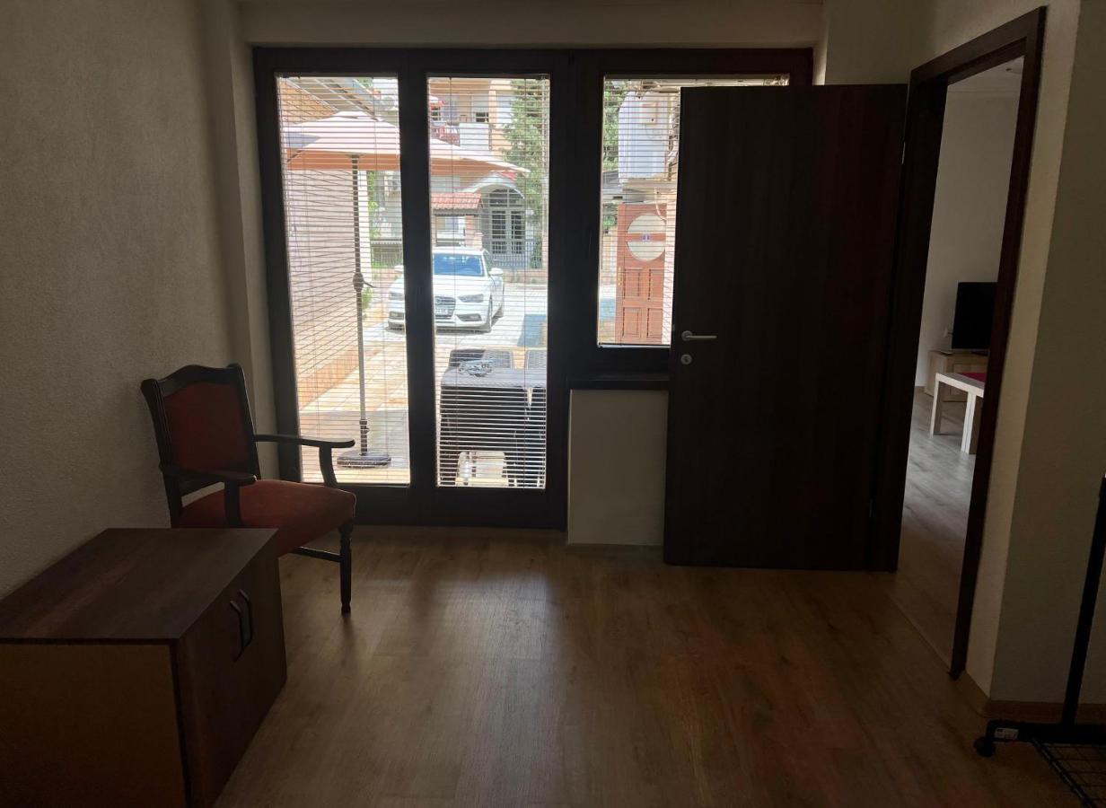 Home Base Apartments Skopje Ngoại thất bức ảnh