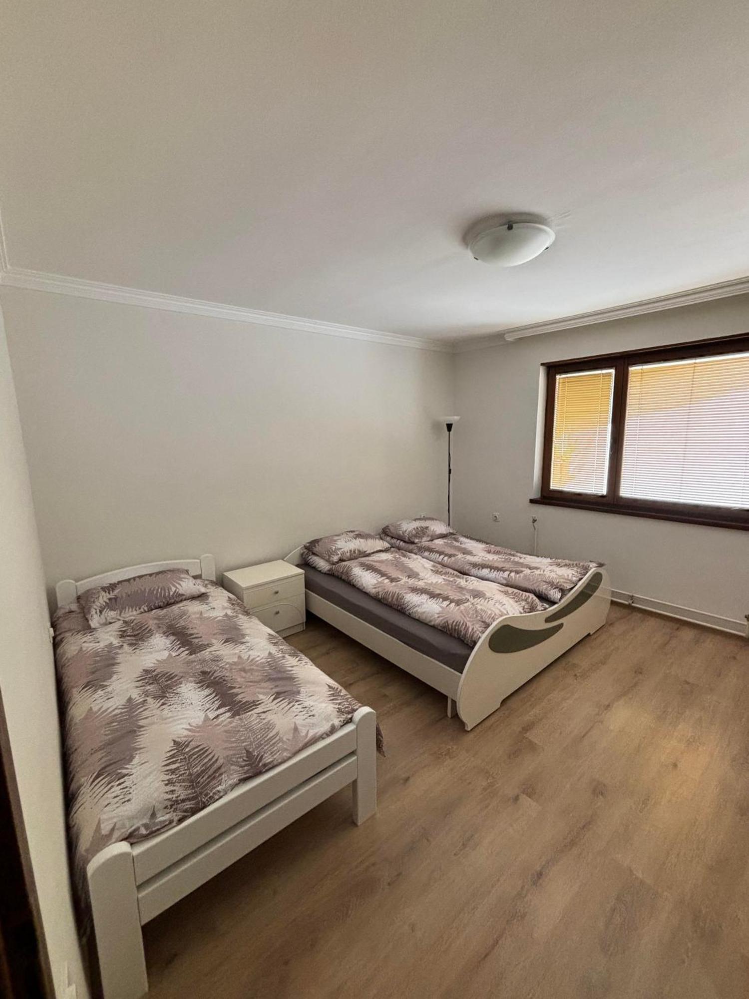 Home Base Apartments Skopje Ngoại thất bức ảnh